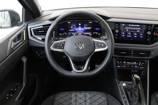 Volkswagen POLO 1.0 TSI R-LINE EDITION -PANO.DAK|KEYLESS|CARPLAY|STOELVERW.|DODEHOEK|PARKEERASST.|PRIVACY.GLAS|17"YORK