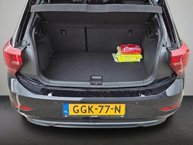 Volkswagen POLO 1.0 TSI Life Edition Automaat | Unieke kmstand! | Adapt. Cruise Controle | Parkeersensoren voor en achter | Camera | LM Velgen | Apple Carplay of Android Auto