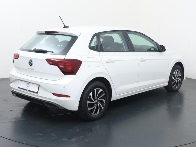 Volkswagen POLO 1.0 TSI Life | 95 PK | Adaptive Cruise Control | LED verlichting | Parkeersensoren | Digital Cockpit | Apple Carplay / Android Auto |