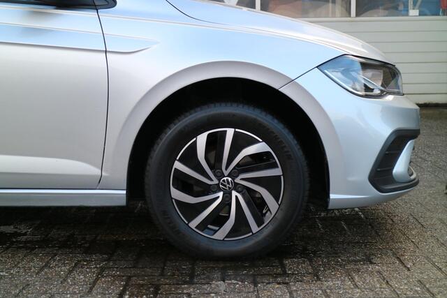 Volkswagen POLO 1.0 TSI Life | Carplay | Camera |