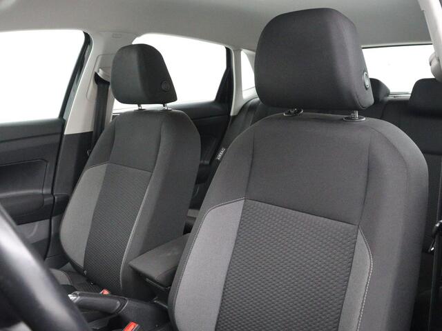 Volkswagen POLO 1.0 TSI Style | Stoelverwarming | Climate control | Carplay | Camera | Park assist | Bluetooth | Virtueel dashboard
