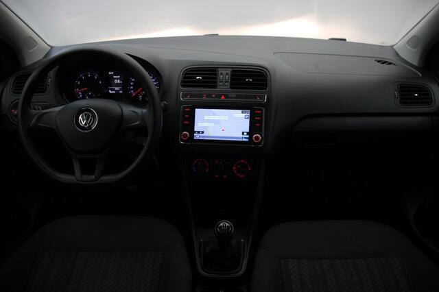 Volkswagen POLO 1.0 Comfortline Edition - Airco, Navi, Stoelverw. Trekhaak