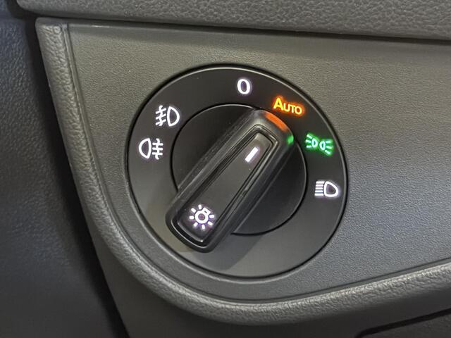 Volkswagen POLO 1.0 TSI Style | IQ light | Adaptive cruise | Stoelverwarming | Achteruitrijcamera | Carplay | Side Assist |