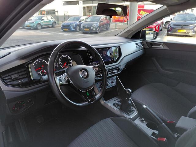 Volkswagen POLO 1.0 TSI Comfortline | CARPLAY | ALL-SEASON BANDEN
