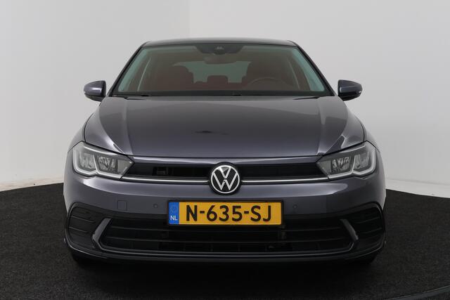 Volkswagen POLO 1.0 TSI Life (CRUISE CONTROL ADAPTIEF, NAVIGATIE, CARPLAY, PARKEERSENSOREN)