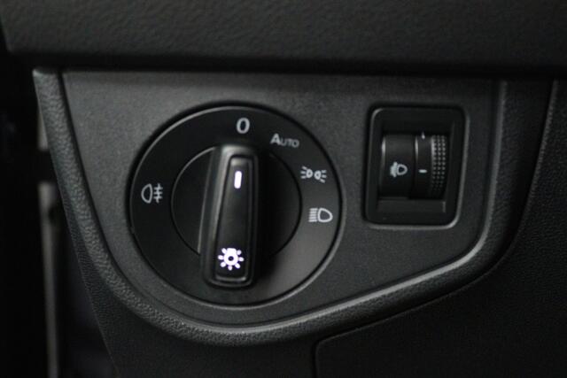 Volkswagen POLO 1.0 TSI Life (CRUISE CONTROL ADAPTIEF, NAVIGATIE, CARPLAY, PARKEERSENSOREN)