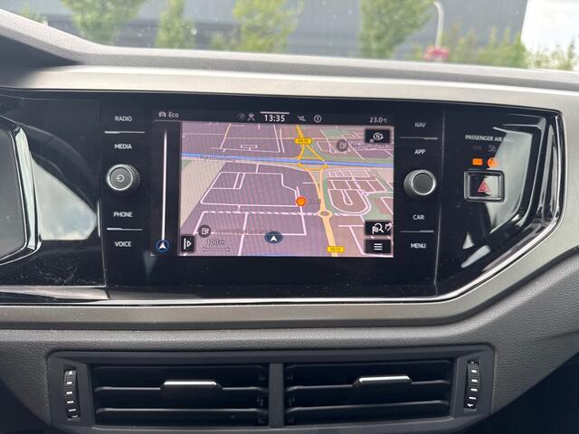 Volkswagen POLO 1.0 TSI Comfortline Business CLIMA NAVI ADAP