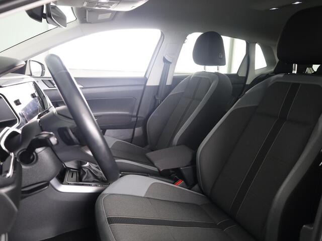 Volkswagen POLO 1.0 TSI Style 110PK DSG | PDC | Stoelverwarming | Apple carplay |