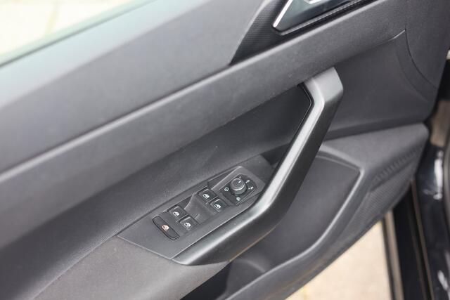 Volkswagen POLO 1.0 TSI AUTOMAAT | NAVI | CARPLAY | ACC