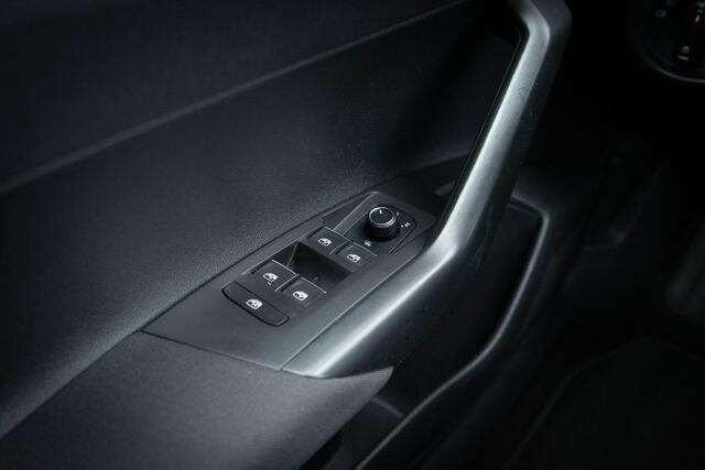 Volkswagen POLO 1.0 TSI Highline / Adaptive cruise control/ Climate control