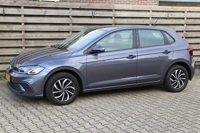 Volkswagen POLO 1.0 TSI Life Business / Navi / Apple car play / stoelverwarming /