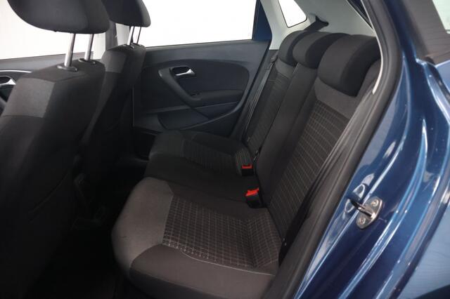 Volkswagen POLO 1.2 TSI Comfortline 90pk | Trekhaak | Carplay | 17"