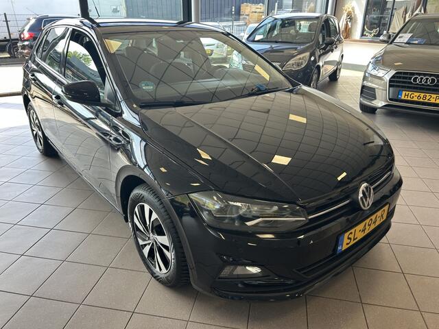 Volkswagen POLO 1.0 TSI Comfortline NAVI NW APK BJ 2018 !!!