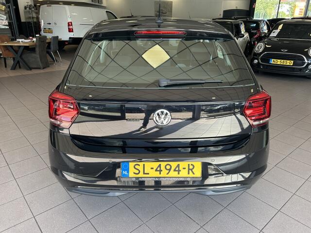 Volkswagen POLO 1.0 TSI Comfortline NAVI NW APK BJ 2018 !!!