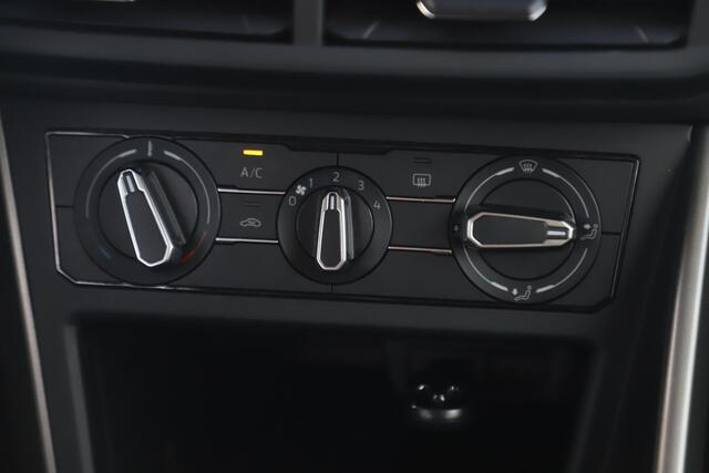 Volkswagen POLO 1.0 TSI Comfortline 95PK NAP Navigatie Achteruitrijcamera Carplay Android Adaptive Cruise LED Airco