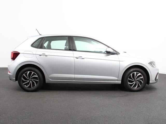 Volkswagen POLO 1.0 TSI Automaat Life Navigatie Apple Carplay/Android Auto Climate Control Digitale Cockpit Stoelverwarming Parkeer sensoren Adaptive Cruise Control Lichtmetalen Velgen