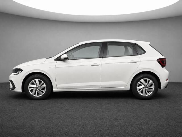 Volkswagen POLO 1.0 TSI 95pk DSG Style · Stoelverwarming · Apple/Android Car Play · P-Sensoren · Airco · IQ.Light · 15'' Inch ·