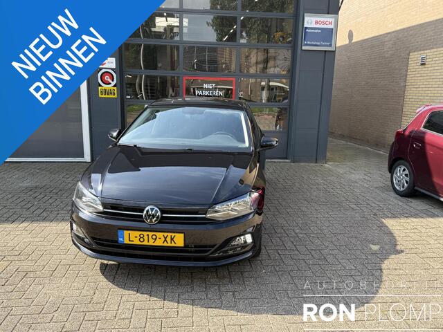 Volkswagen POLO 1.0 TSI Highline Automaat / Airco clima/ Navigatie/ Cruise adp./ Apple carply/ PDC/ Digitaal Display