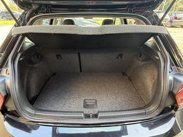 Volkswagen POLO 1.0 TSI Highline Automaat / Airco clima/ Navigatie/ Cruise adp./ Apple carply/ PDC/ Digitaal Display