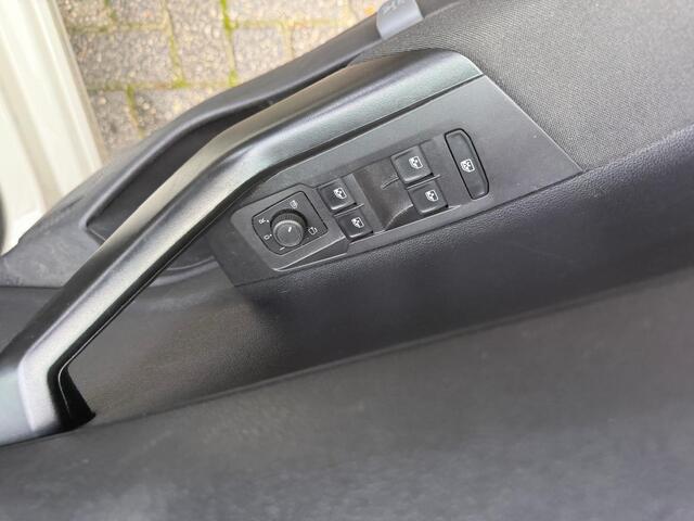 Volkswagen POLO 1.0 TSI Life Business