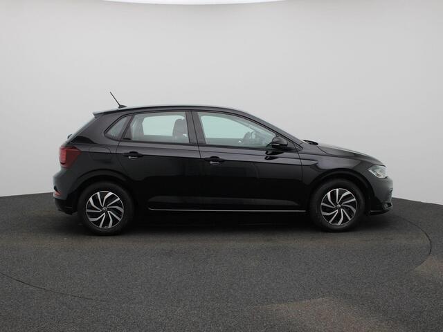 Volkswagen POLO 1.0 TSI Life | Navigatie | Achteruitrijcamera | Climate Control | Adaptieve Cruise Control | Apple Carplay & Android Auto |