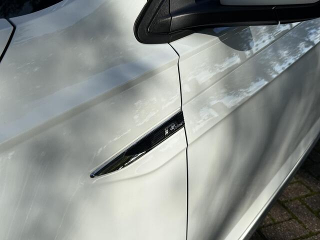 Volkswagen POLO 1.0 TSI R-Line Edition | Navigatie | PDC voor + achter | Airco | Apple CarPlay/Android Auto |