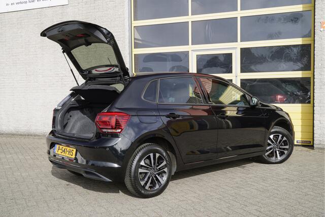 Volkswagen POLO 1.0 TSI 5drs Highline BJ2021 Climate Control | Led | LMV-15" | Parkeersensoren | Stoelverwarming | Sfeerverlichting