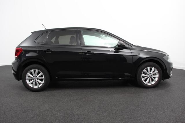 Volkswagen POLO 1.0 TSI 116pk DSG Highline Apple Carplay/Android Auto Adaptive cruise control Parkeersensoren Verwarmde voorstoelen Afneembare trekhaak
