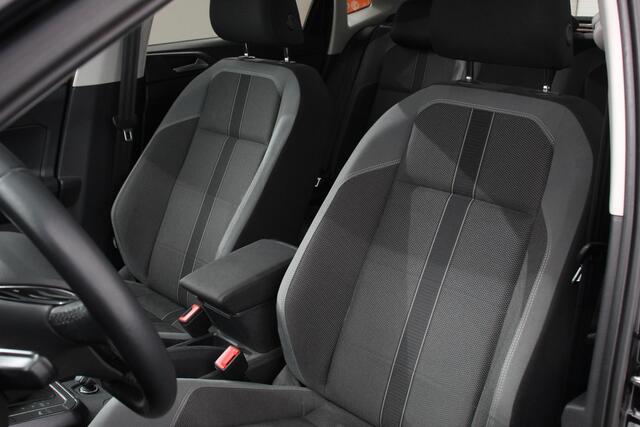 Volkswagen POLO 1.0 TSI 116pk DSG Highline Apple Carplay/Android Auto Adaptive cruise control Parkeersensoren Verwarmde voorstoelen Afneembare trekhaak