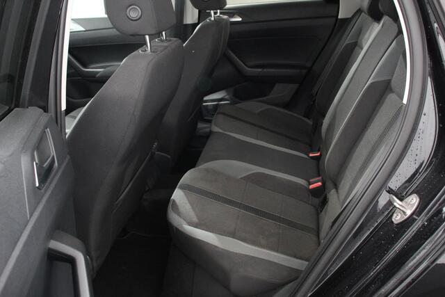 Volkswagen POLO 1.0 TSI 116pk DSG Highline Apple Carplay/Android Auto Adaptive cruise control Parkeersensoren Verwarmde voorstoelen Afneembare trekhaak