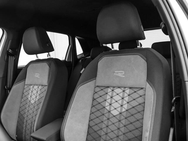 Volkswagen POLO 1.0 TSI 95pk DSG R-Line · Camera · Matrix LED · ACC · Stoelverwarming · Apple/Android Car Play · Sfeerverlichting · Verkeersbord Detectie ·