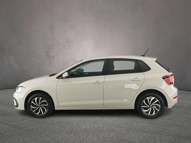 Volkswagen POLO Life Edition 1.0 TSI 95pk Adaptive cruise control, Achteruitrijcamera, LED koplampen, Airco, DAB, Radio, App connect, Parkeersensor achter