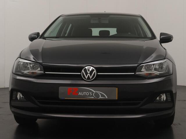 Volkswagen POLO 1.0 TSI Comfortline - Navigatie - Airconditioning - Adaptieve Cruise Control - Trekhaak