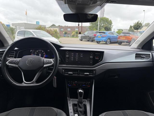 Volkswagen POLO 1.0 TSI R-Line Business PANORAMADAK | FULL LED MATRIX | VIRTUAL DISPLAY | PARKEER SENSOREN | ADAPTIVE CRUISE CONTROL | ANDROID/APPLE CARPLAY | STOELVERWARMING | INKLAPBARE SPIEGELS |