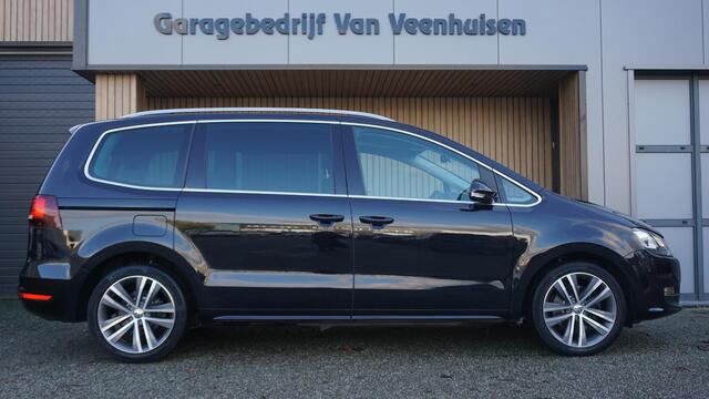 Volkswagen SHARAN 2.0 TSI 220pk DSG 7-Zits Highline Leder DynAudio 18inch LM Elek.Schuifdeuren 1e Eigenaar 86019km!