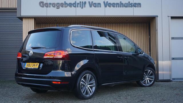 Volkswagen SHARAN 2.0 TSI 220pk DSG 7-Zits Highline Leder DynAudio 18inch LM Elek.Schuifdeuren 1e Eigenaar 86019km!
