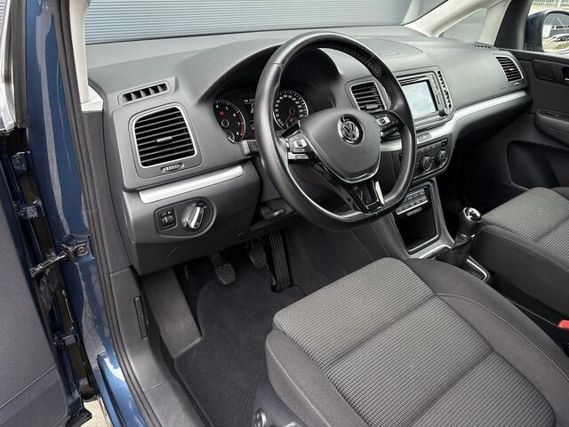 Volkswagen SHARAN 1.4 TSI Exclusive Series 150PK ?7-Persoons ?Elektrische Schuifdeuren ?Elektrische A.Klep ?Navigatie ?Climate ?Adaptiv. Cruise ?Trekhaak ?Lichtmetaal ?Dealer onderhouden