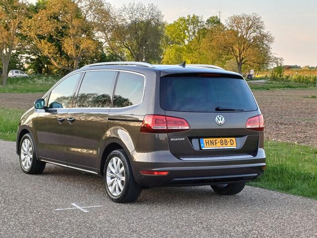 Volkswagen SHARAN 1.4 TSI Exclusive Series 7-Pers. /Led/Pano/leder/Trekh./Navi/Cruise/Clima/17"/