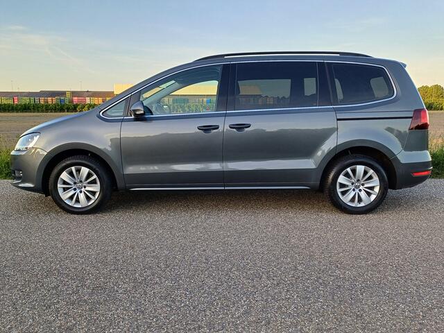 Volkswagen SHARAN 1.4 TSI Exclusive Series 7-Pers. /Navi/Parkh./Clima/ Stoelverw/16"/
