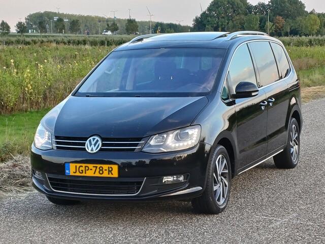 Volkswagen SHARAN 2.0 Highline 7-Pers. /Pano/Trekh./Cruise/Elect. schuifd.+ Klep/