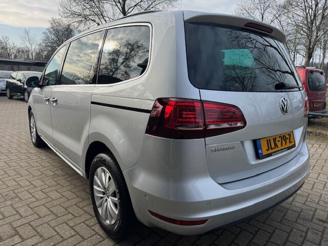 Volkswagen SHARAN EXCLUSIVE SERIES 7 PESOONS | Navi | Stoelverw. | Achter rij camera |