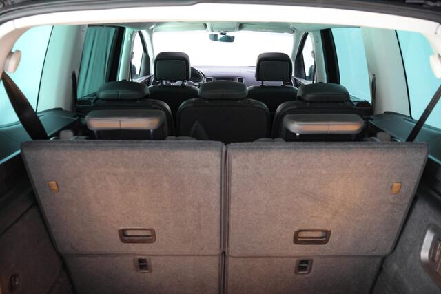 Volkswagen SHARAN 1.4 TSI Dsg 7p HIGHLINE Exclusive PANO | ACC | CAMERA | CARPLAY | STOELVERW | NAVI | ELEK SCHUIFDEUREN | LMV 18''