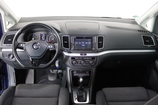 Volkswagen SHARAN 1.4 TSI Exclusive Series 7-Persoons Navigatie, Bluetooth, PDC,