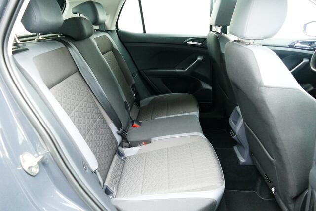 Volkswagen T-Cross 1.0 TSI Style Clima, Cruise, Stoelverw, Led Koplampen, 17"LMV, Haak 1100kg
