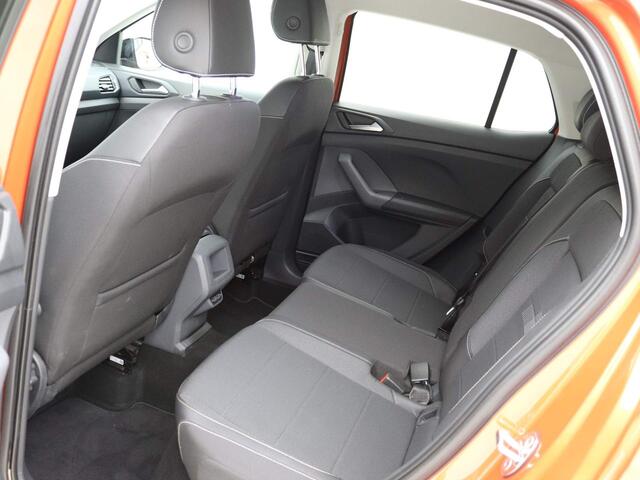 Volkswagen T-Cross 1.0 TSI Style R- LINE Sport.