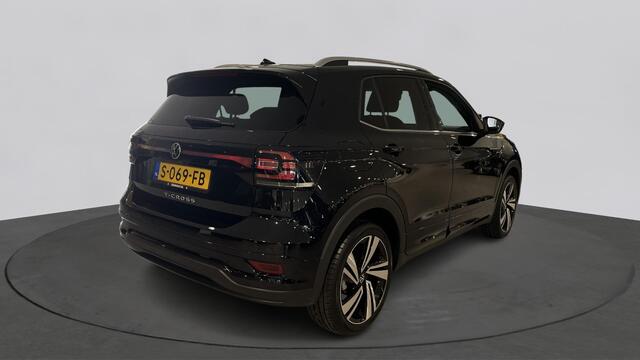 Volkswagen T-Cross 1.0 TSI 110pk DSG Automaat R-Line | Navi | Apple carplay | PDC en camera | Donker glas | LED | Chromen dakrails | 16 inch lm.velgen | Digital cockpit | Keyless