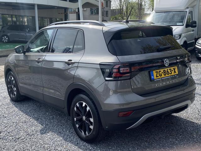 Volkswagen T-Cross 1.0 TSI Life Business (Navi,Trekhaak,Clima,Pdc)