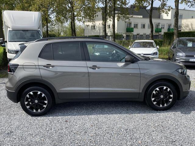 Volkswagen T-Cross 1.0 TSI Life Business (Navi,Trekhaak,Clima,Pdc)