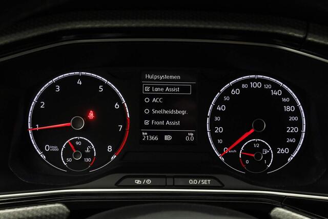 Volkswagen T-Cross 1.0 TSI 110PK DSG Move Edition | Navi | Full LED | ACC | Stoelverwarming | Clima | 16 inch