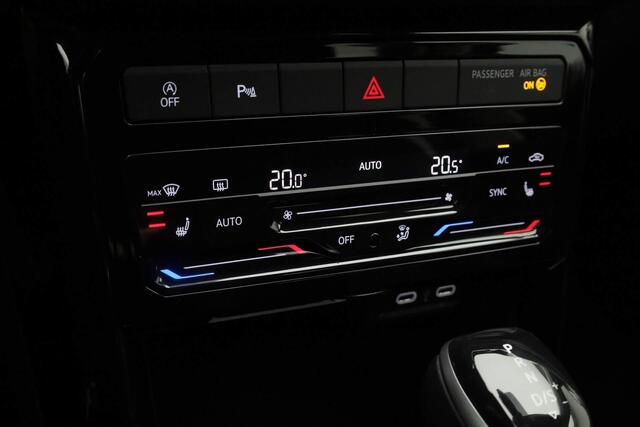 Volkswagen T-Cross 1.0 TSI 110PK DSG Move Edition | Navi | Full LED | ACC | Stoelverwarming | Clima | 16 inch